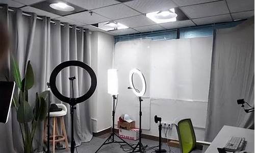 股市直播间灯光(直播间的灯光)_https://www.kskjyy.com_装修公司_第1张